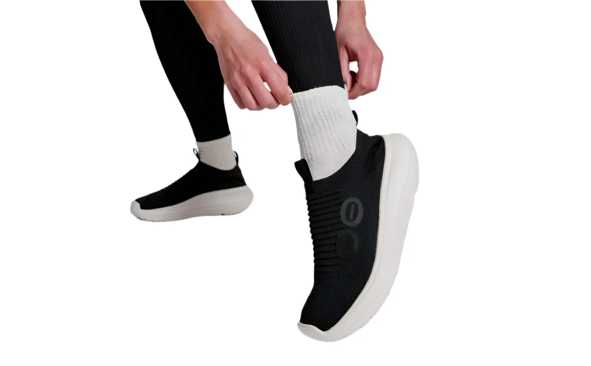WOMEN'S OOFOS OOMY ZEN | CHALK | BLACK - Image 10