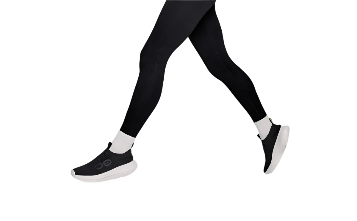 WOMEN'S OOFOS OOMY ZEN | CHALK | BLACK - Image 8