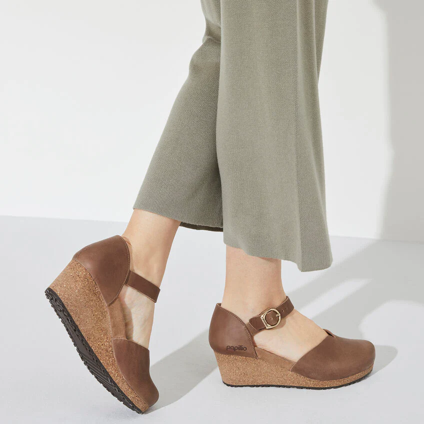 WOMEN'S PAPILLIO BY BIRKENSTOCK MARY WEDGE SANDAL | COGNAC OILED - Image 2