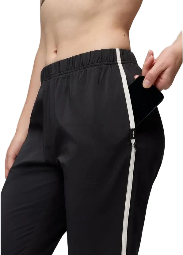 WOMEN'S PRANA RAILAY SCALLOP PANT | BLACK - Image 5
