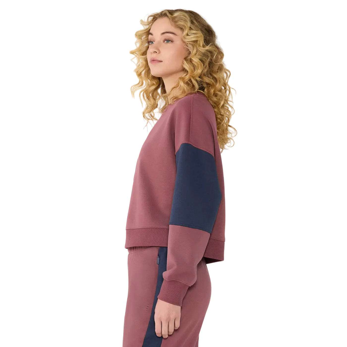 WOMEN'S TAVI HALF ZIP PULLOVER | DEEP EMBER NAVY - Image 4