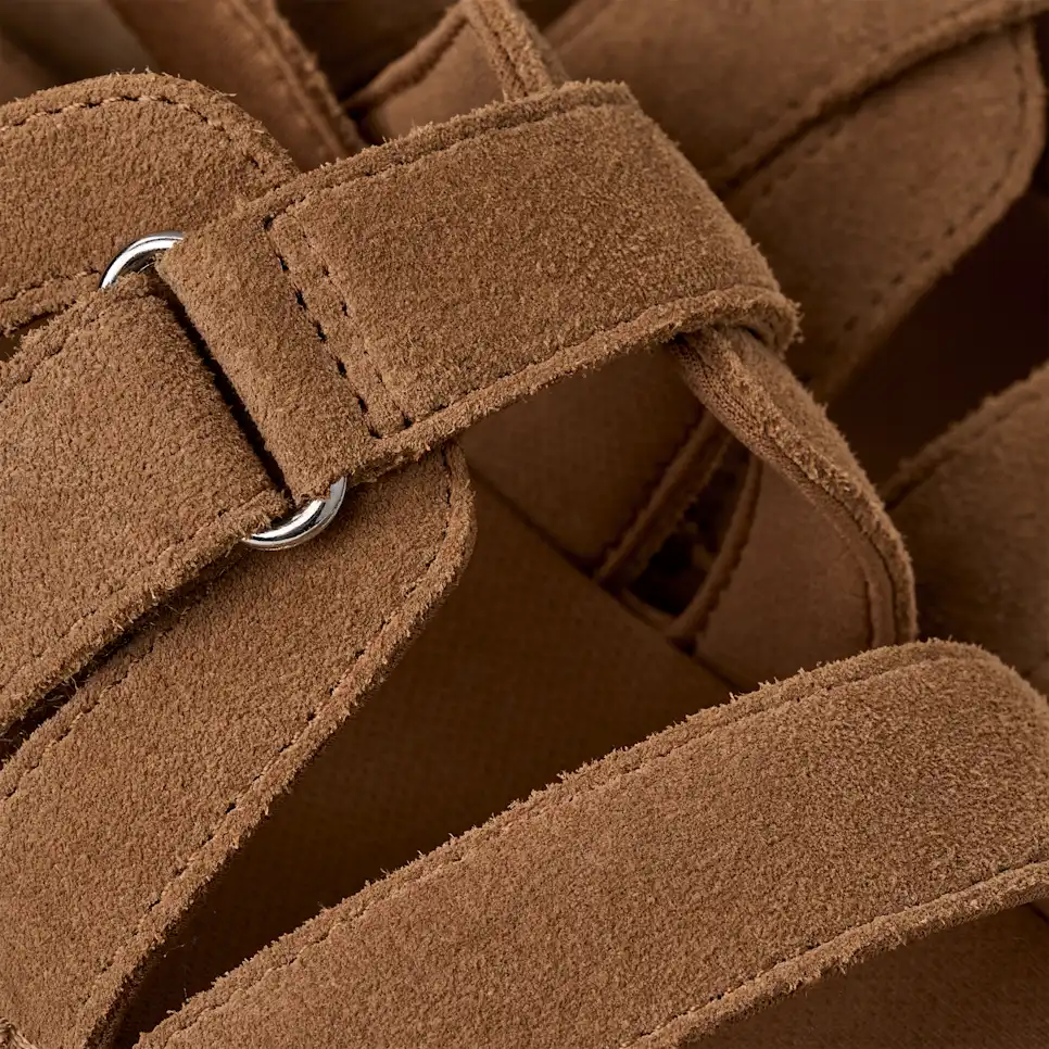 WOMEN'S UGG GOLDENSTAR GLEAM SANDAL | CHESTNUT - Image 7