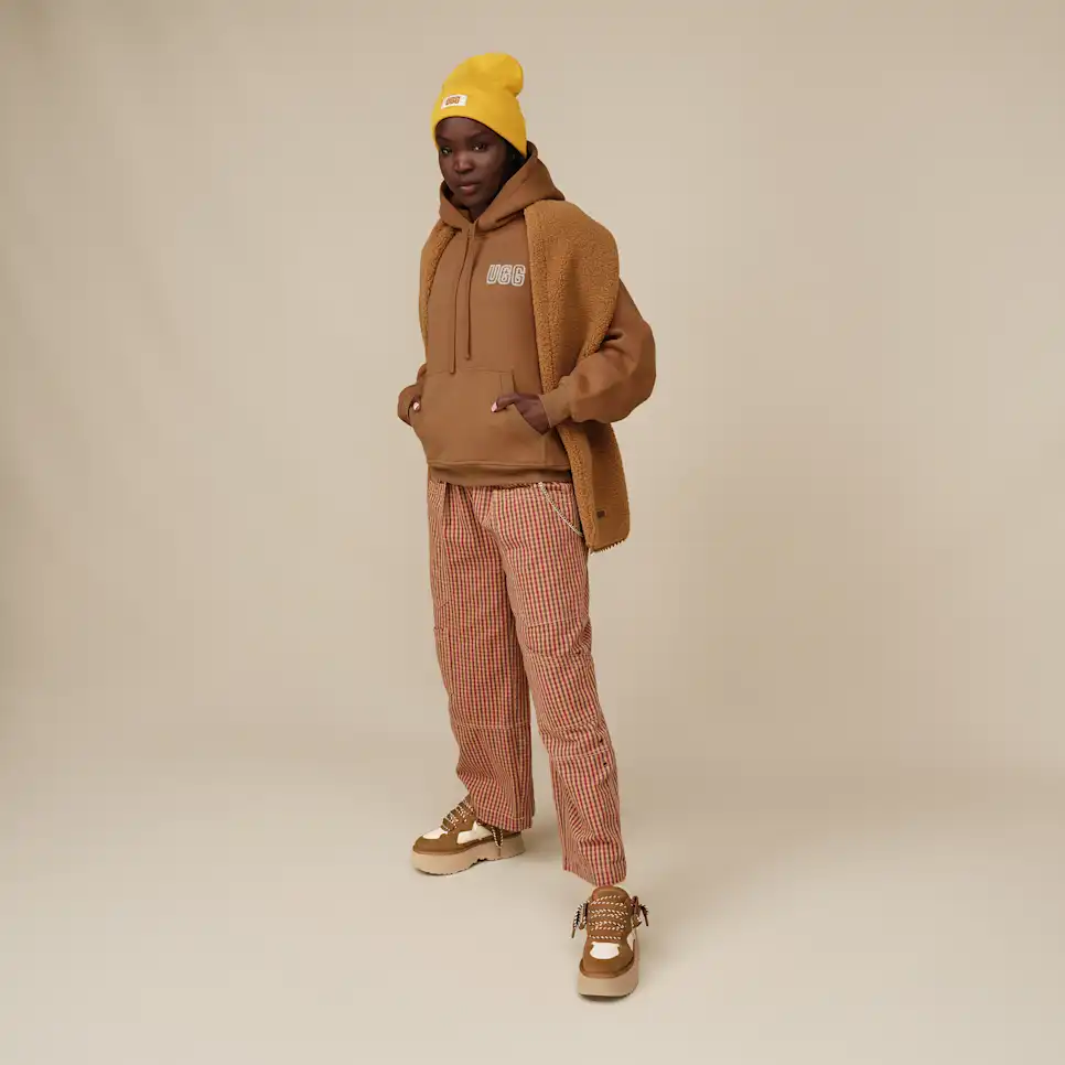 WOMEN'S UGG LOGO HOODIE | CHESTNUT - Image 7