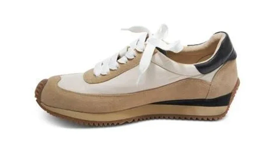 WOMEN'S VANELI QUEEN SNEAKER | BEIGE - Image 3