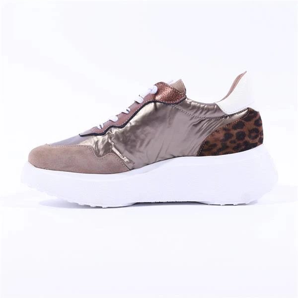 WOMEN'S WONDERS ROMA SNEAKER | TREND TAUPE / NYLON CHAMPAGNE - Image 3